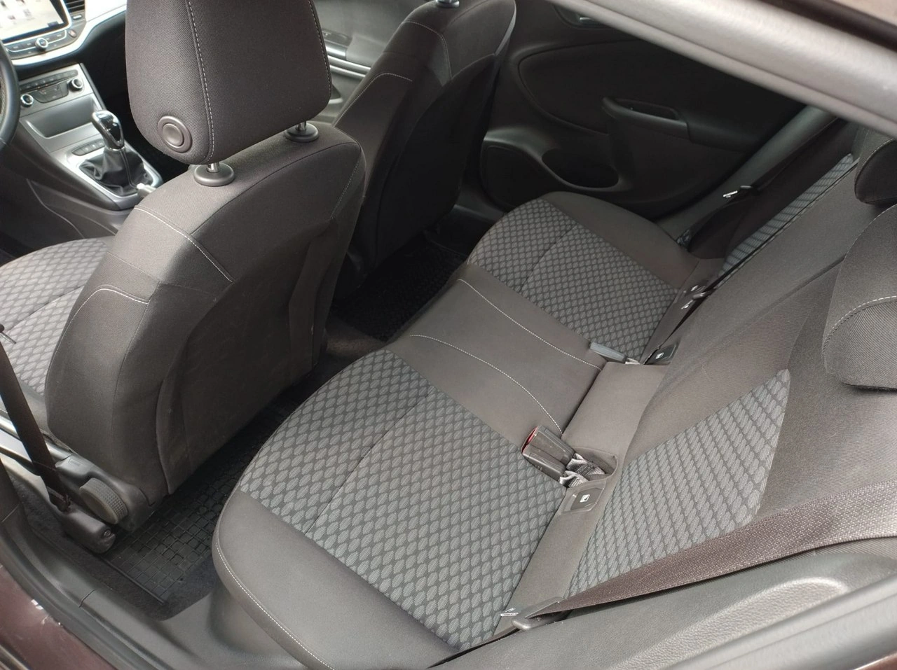 Opel Astra - Zdjęcie 11