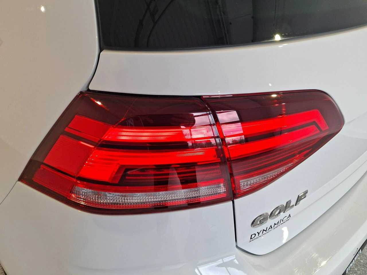 Volkswagen Golf - Zdjęcie 10