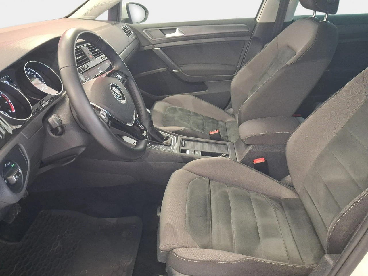 Volkswagen Golf - Zdjęcie 11