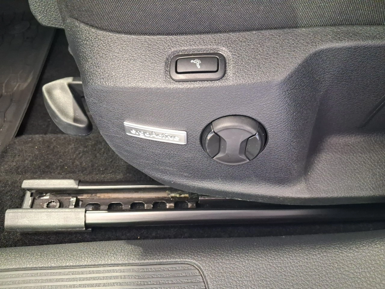 Volkswagen Golf - Zdjęcie 12