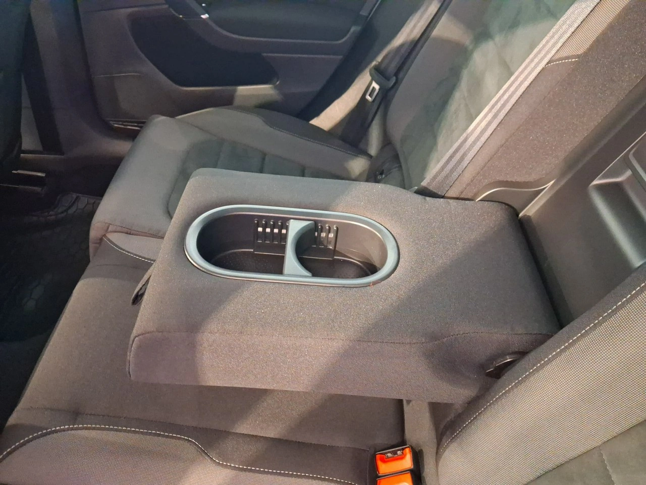 Volkswagen Golf - Zdjęcie 15