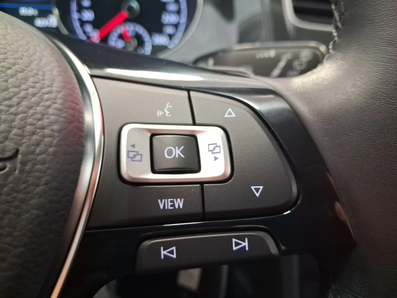 Volkswagen Golf - Zdjęcie 20