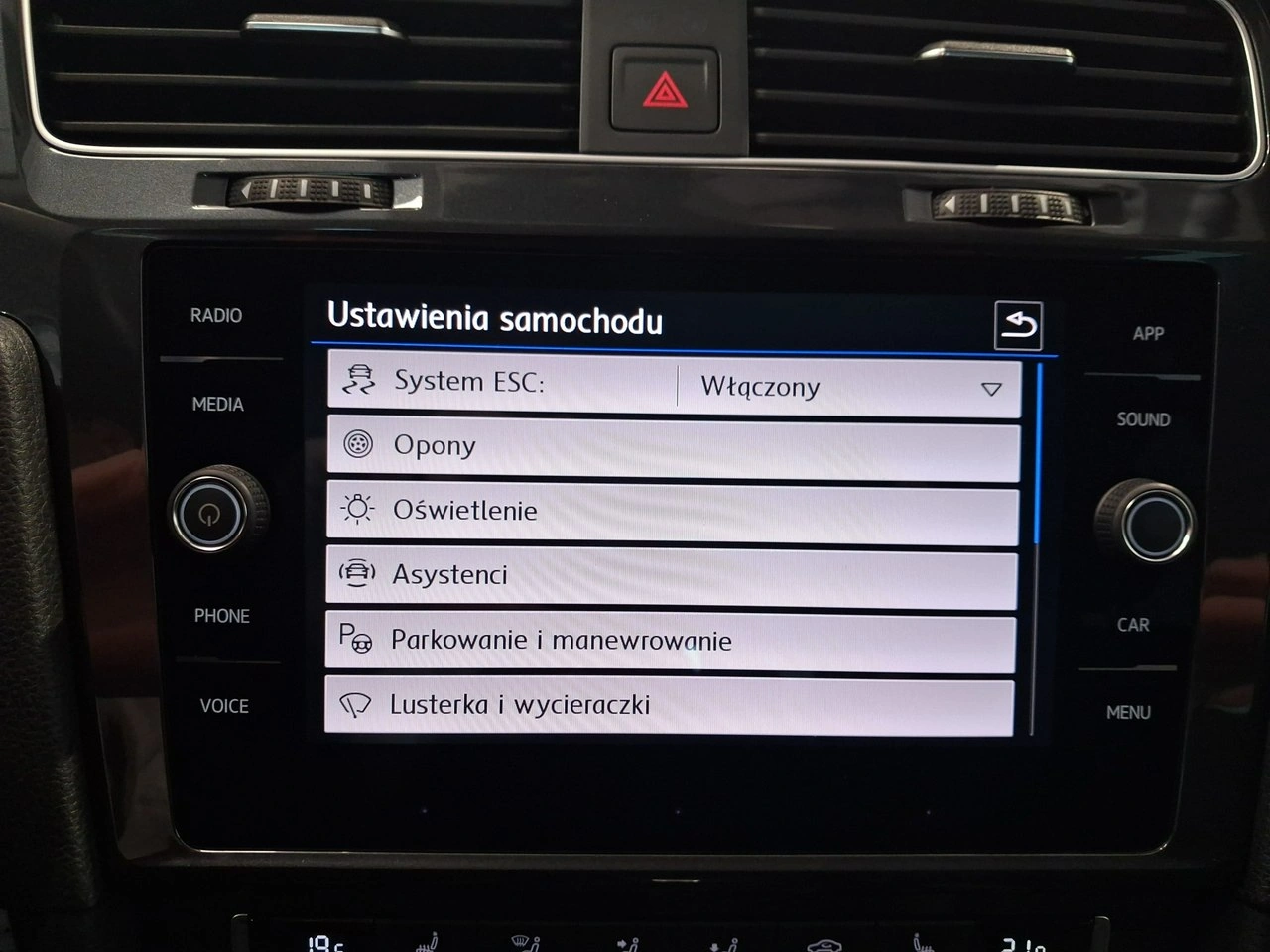 Volkswagen Golf - Zdjęcie 28