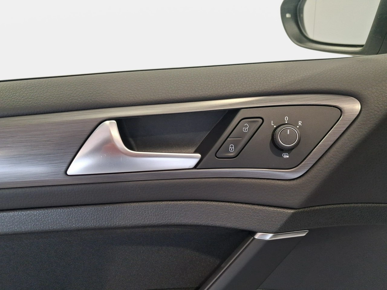 Volkswagen Golf - Zdjęcie 37