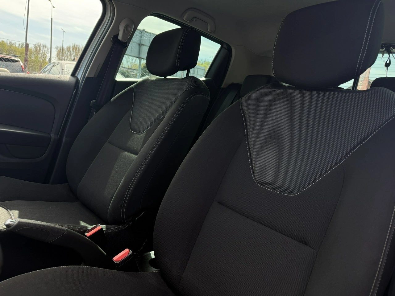 Renault Clio - Zdjęcie 9