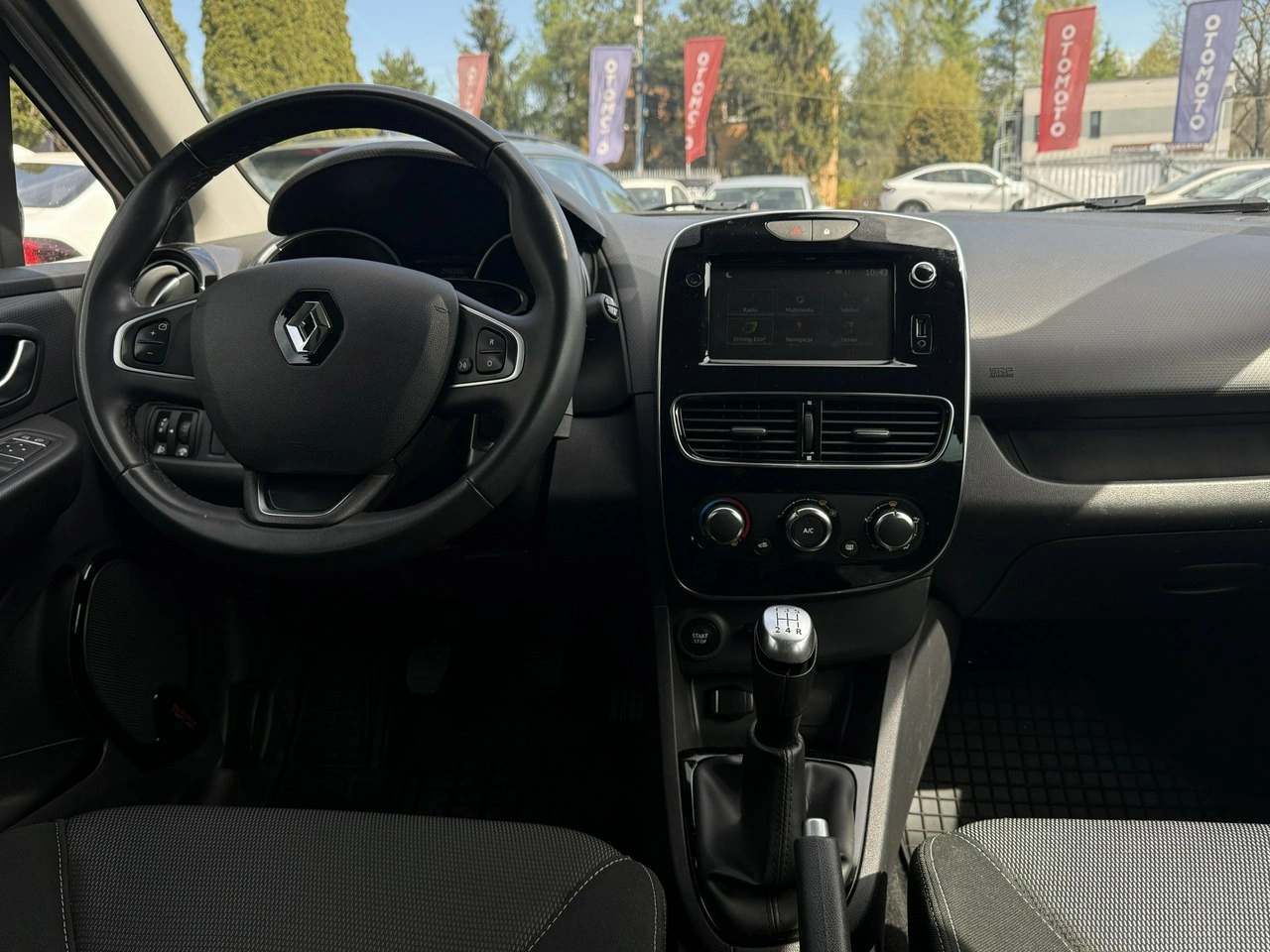 Renault Clio - Zdjęcie 13