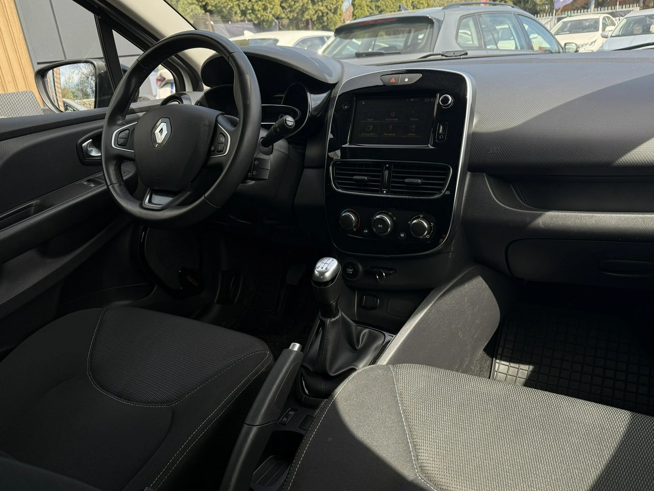 Renault Clio - Zdjęcie 15