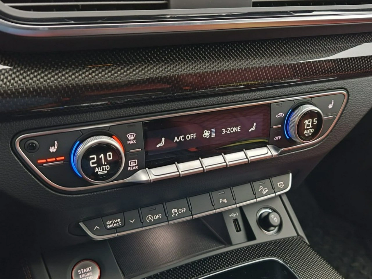 Audi SQ5 - Zdjęcie 17