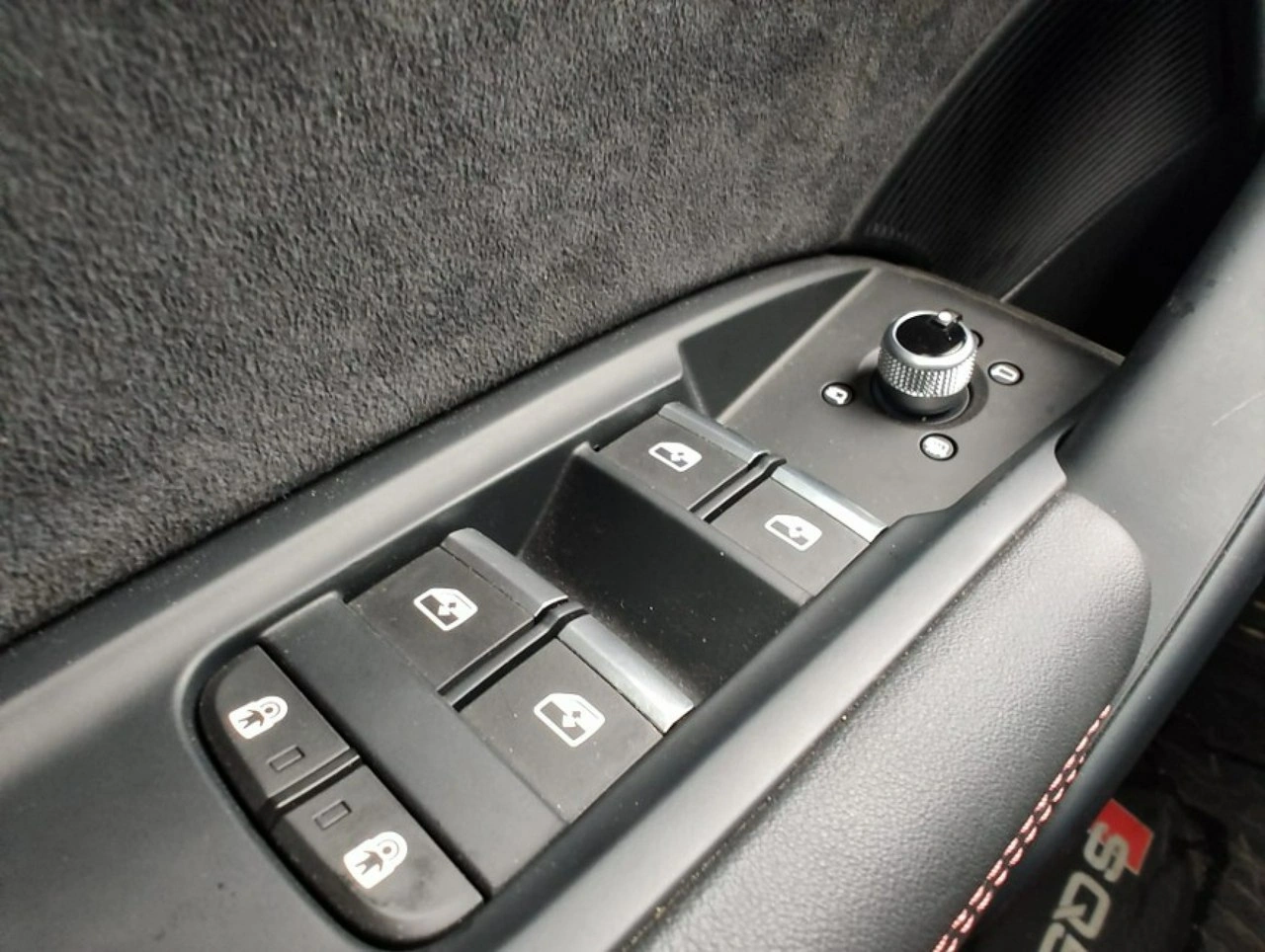 Audi SQ5 - Zdjęcie 19