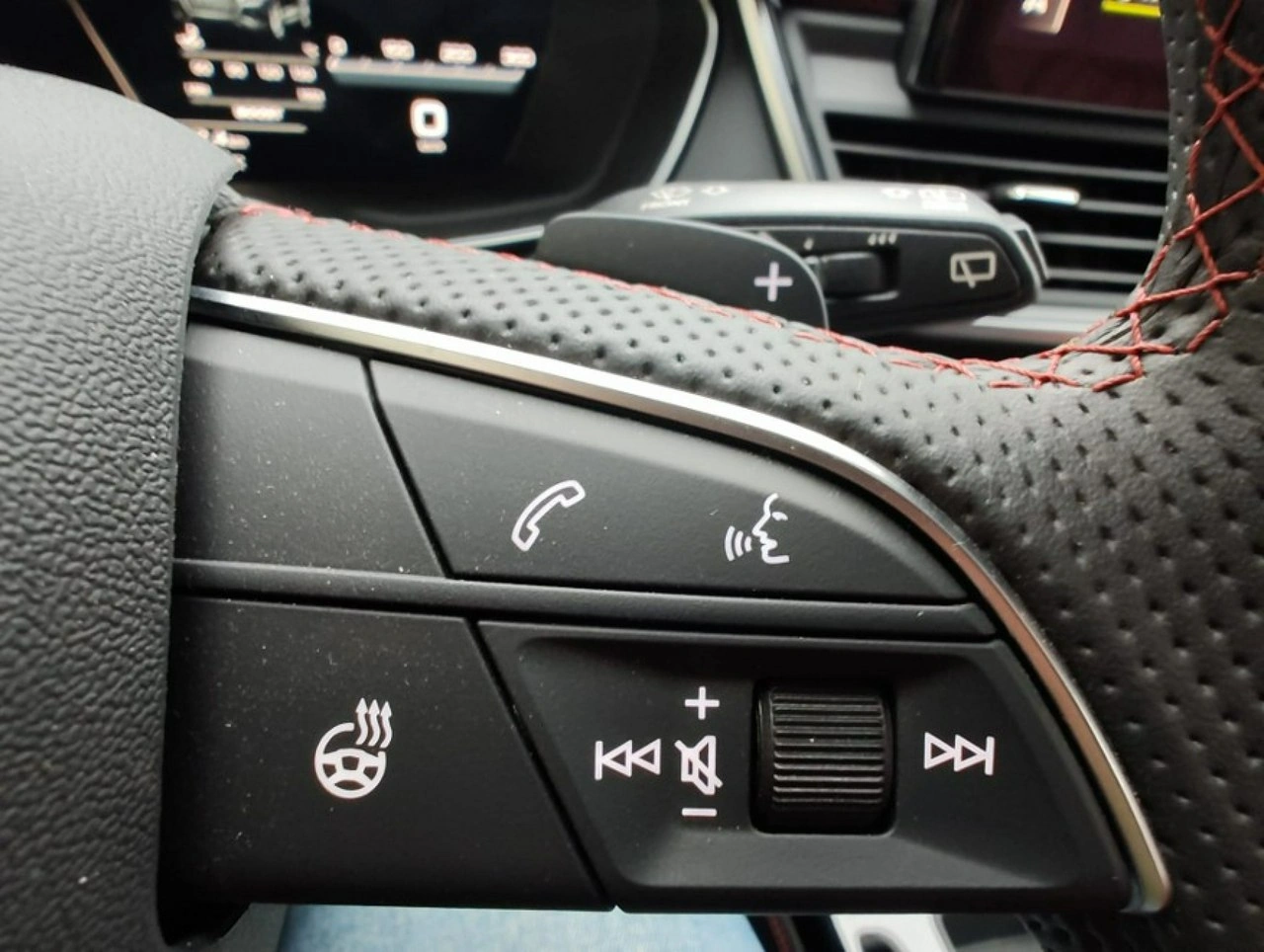 Audi SQ5 - Zdjęcie 21