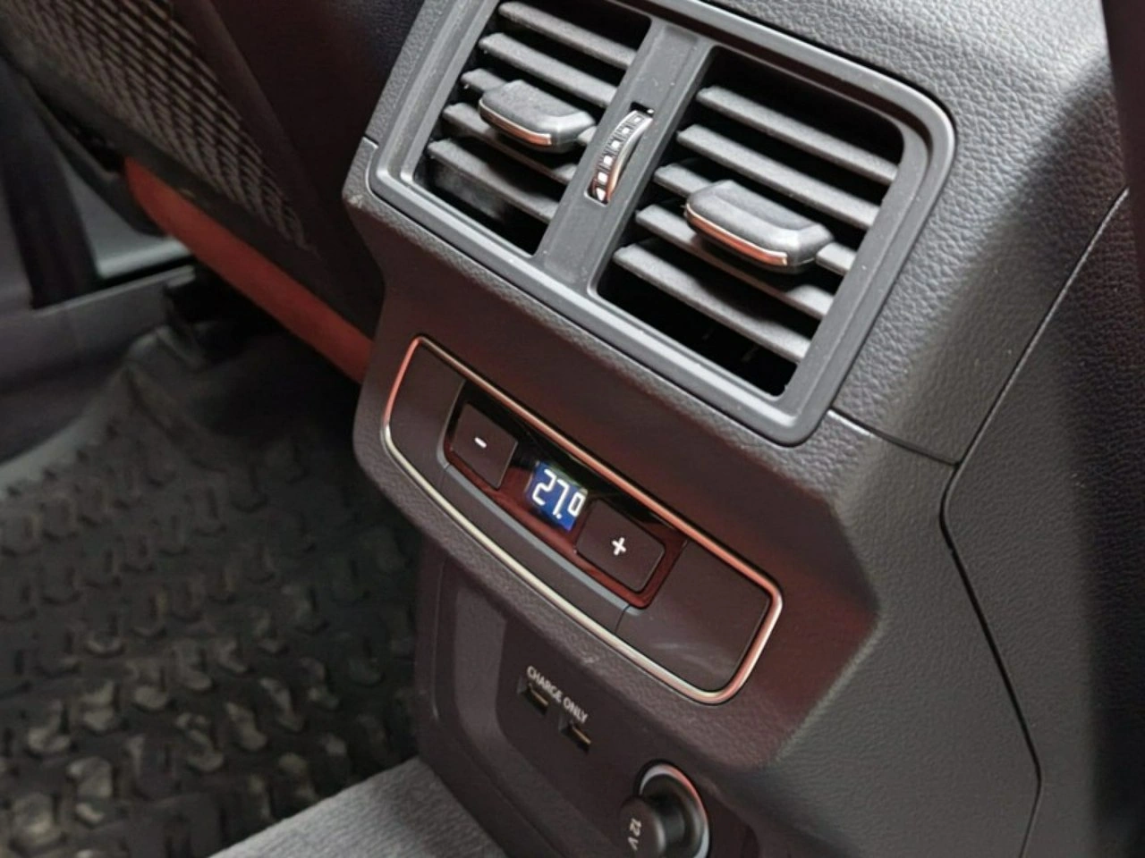 Audi SQ5 - Zdjęcie 23