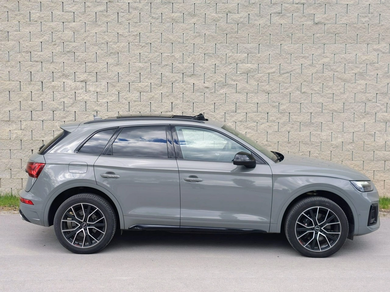 Audi SQ5 - Zdjęcie 6