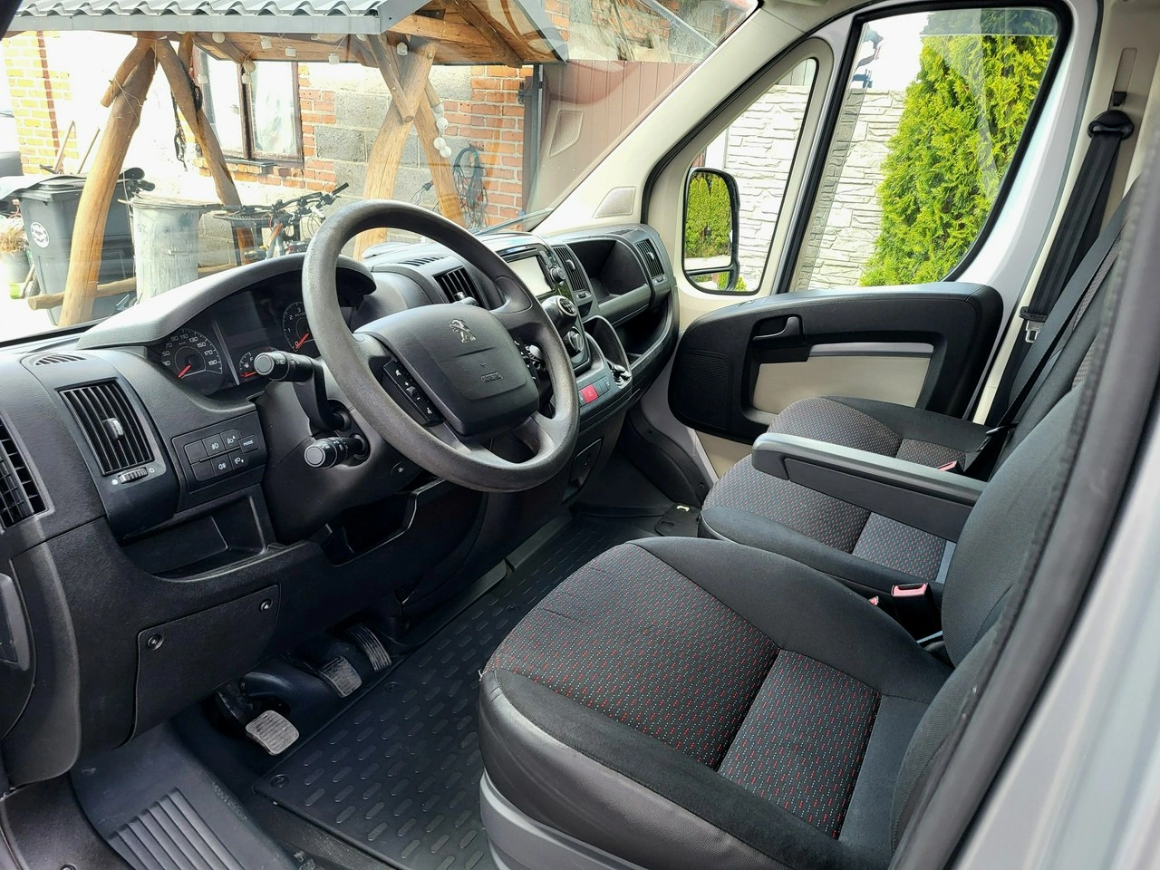 Peugeot Boxer - Zdjęcie 9