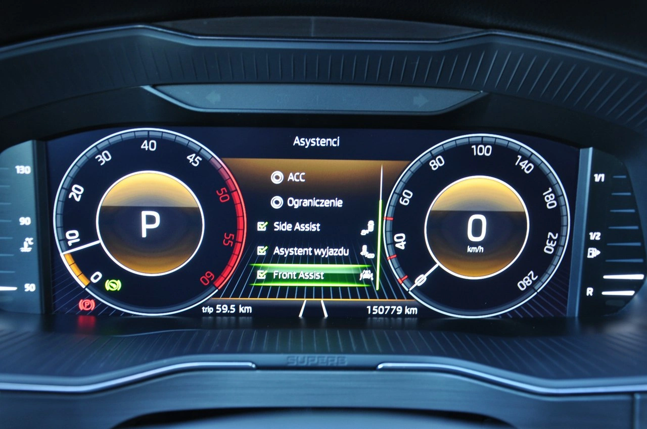 Skoda Superb - Zdjęcie 16