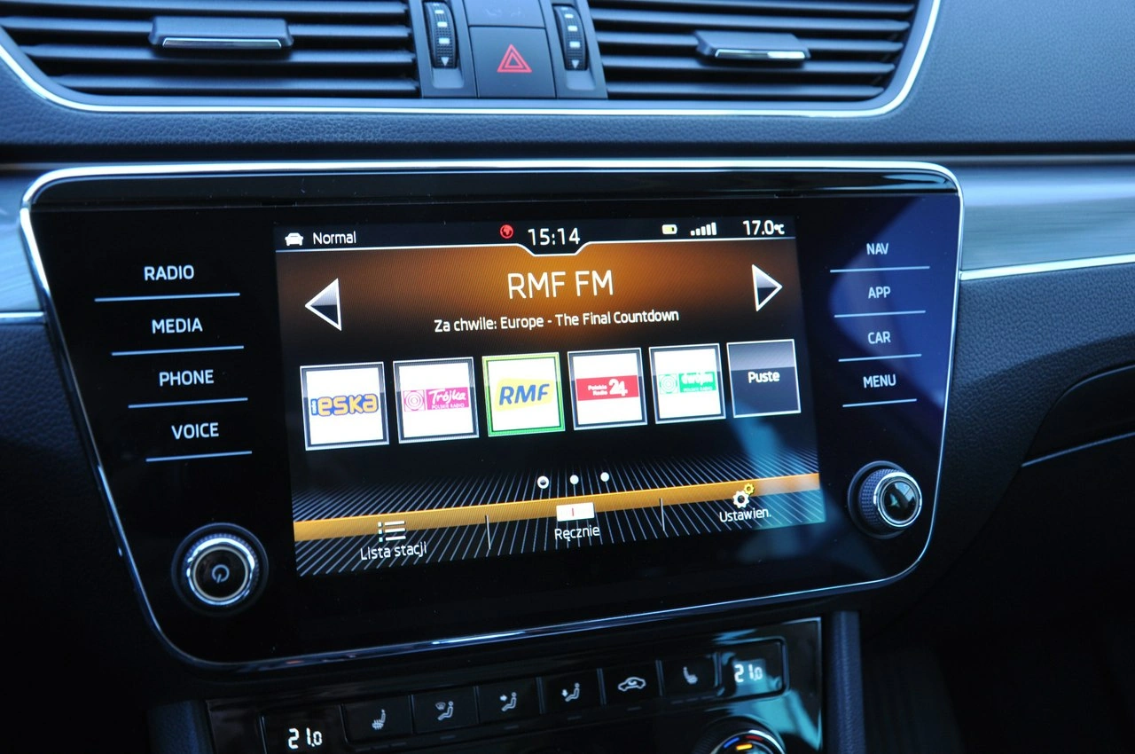 Skoda Superb - Zdjęcie 17