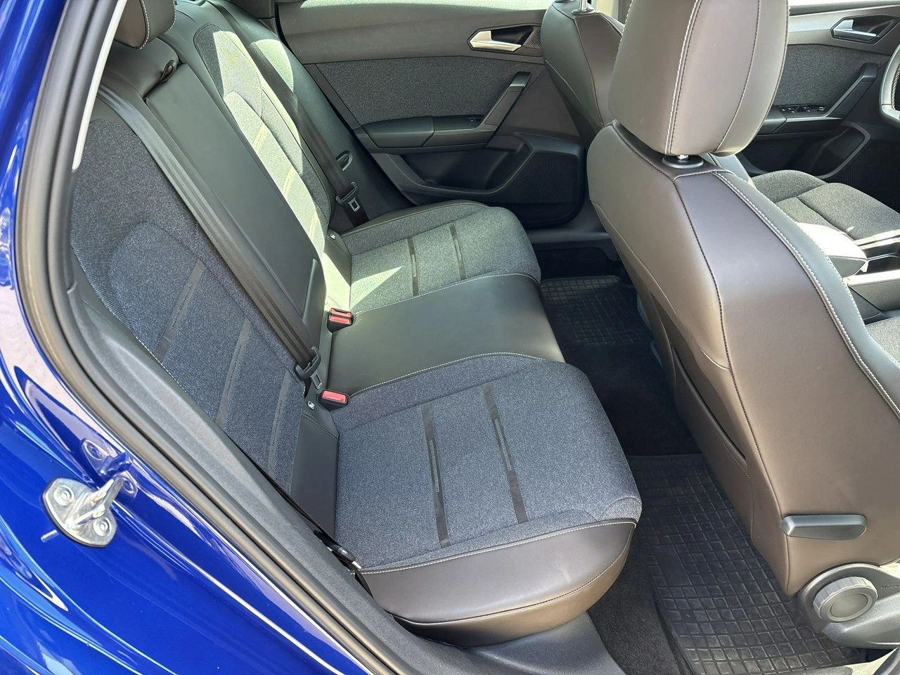 Seat Leon Sportstourer - Zdjęcie 15