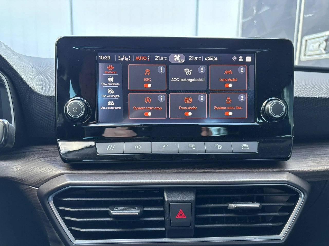 Seat Leon Sportstourer - Zdjęcie 21