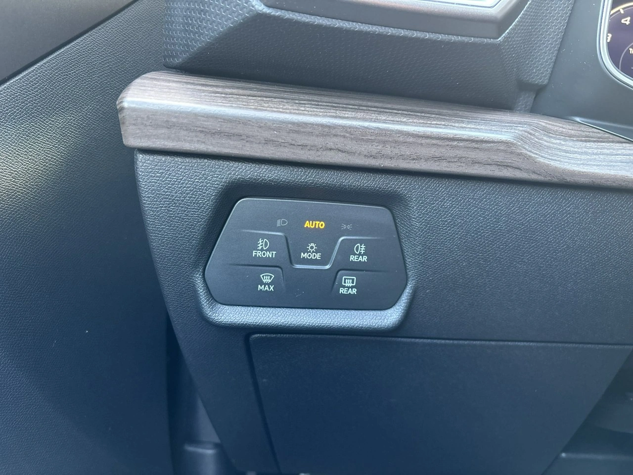 Seat Leon Sportstourer - Zdjęcie 24