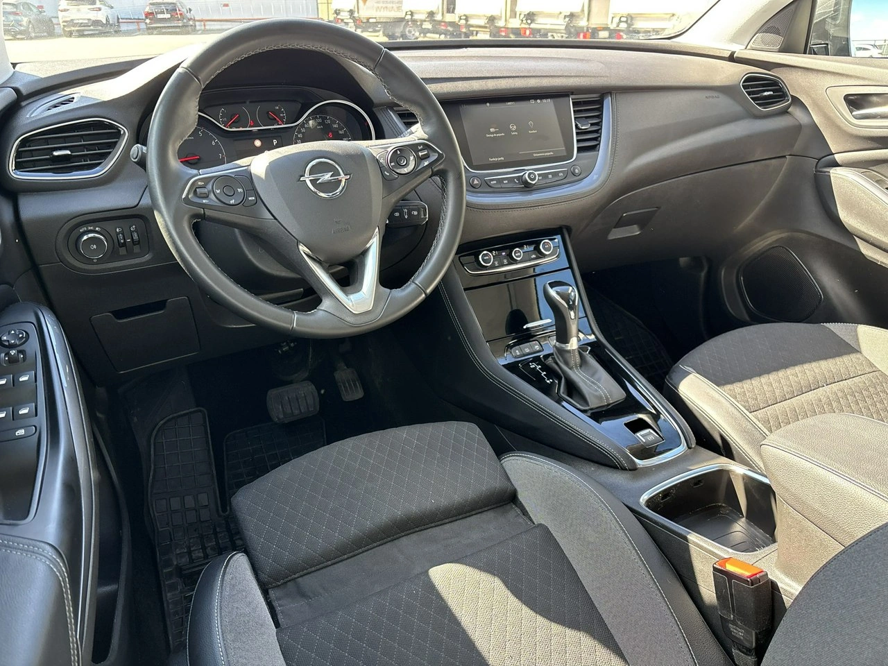 Opel Grandland X - Zdjęcie 12