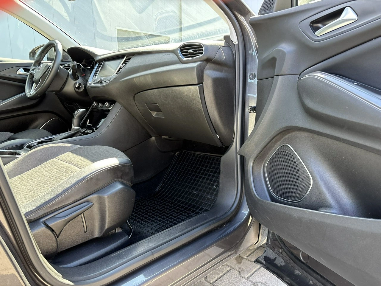 Opel Grandland X - Zdjęcie 16