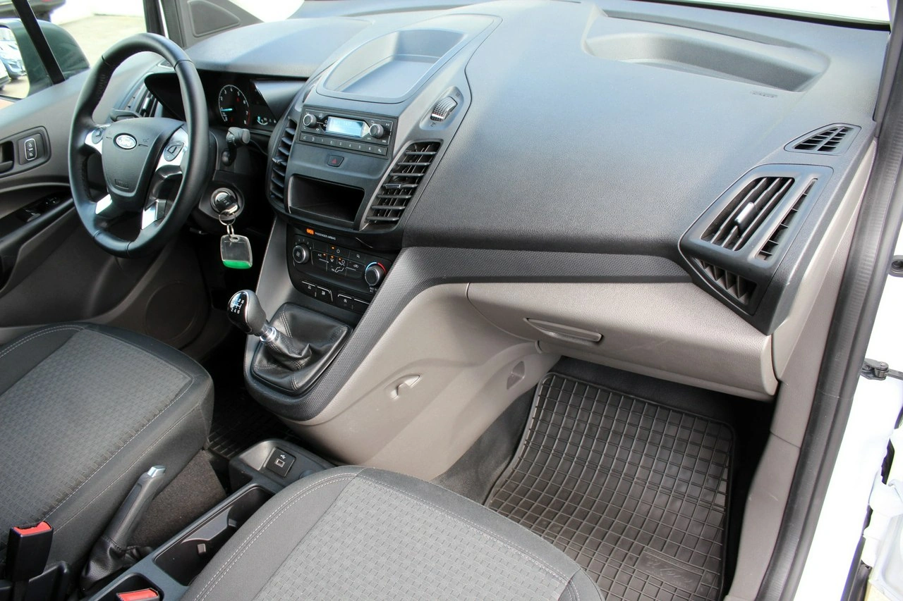 Ford Transit Connect - Zdjęcie 11