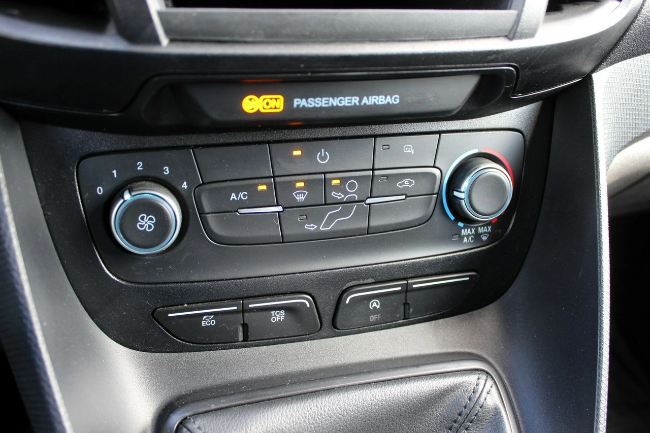 Ford Transit Connect - Zdjęcie 15