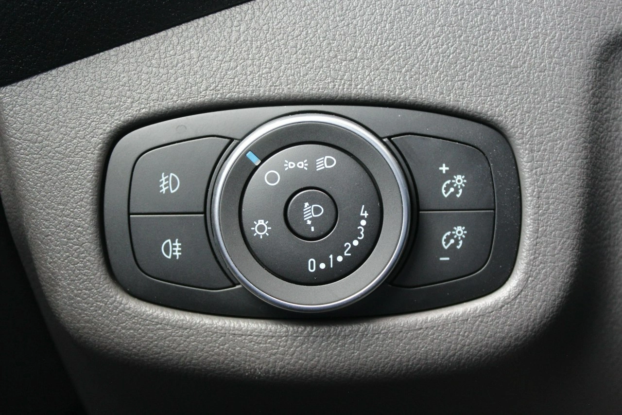 Ford Transit Connect - Zdjęcie 22