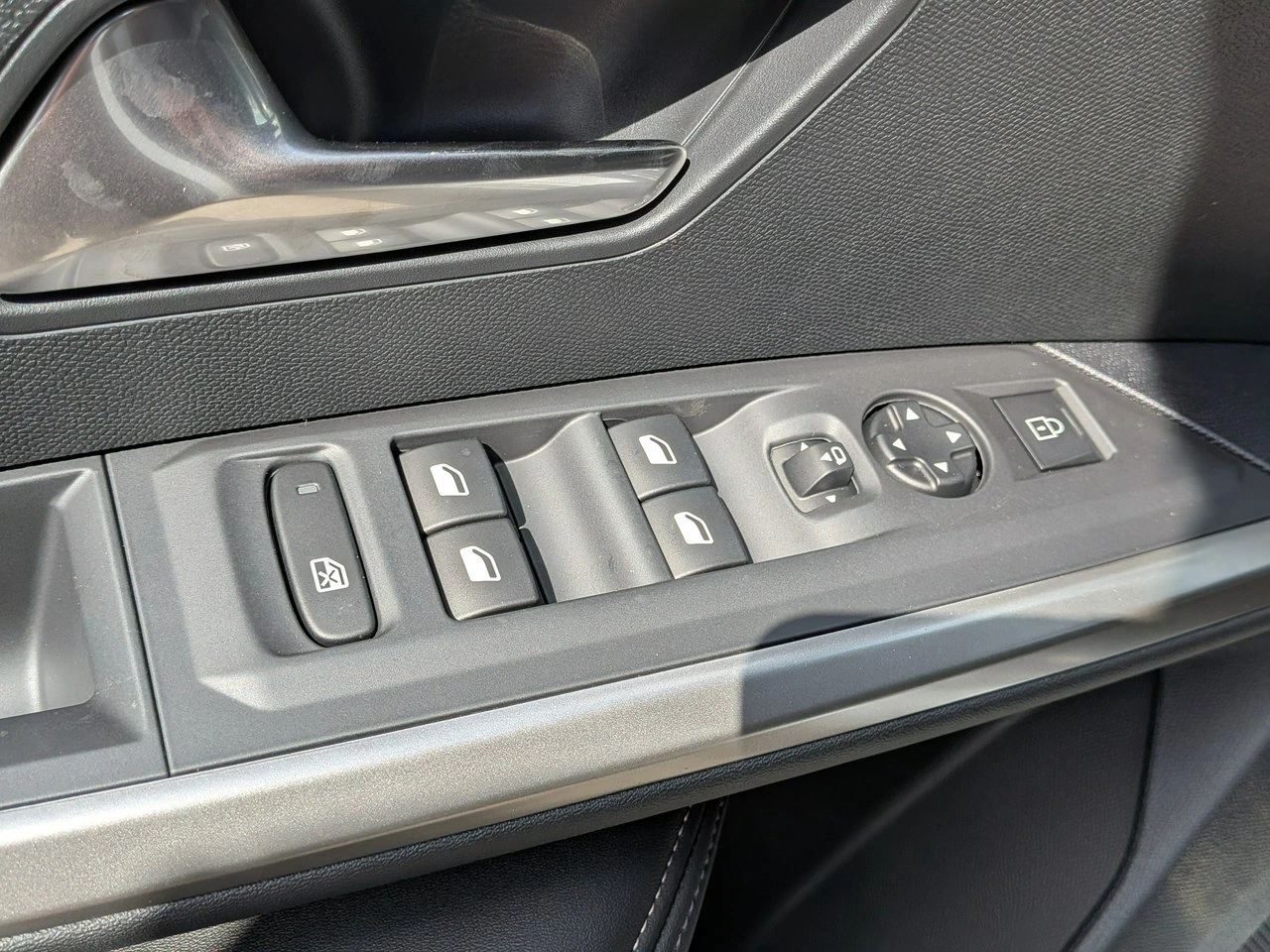 Peugeot 3008 - Zdjęcie 11