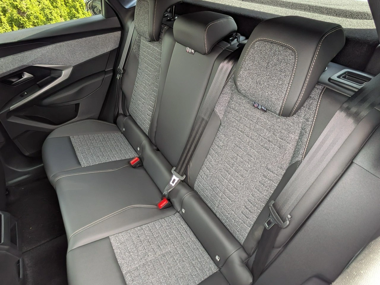 Peugeot 3008 - Zdjęcie 14