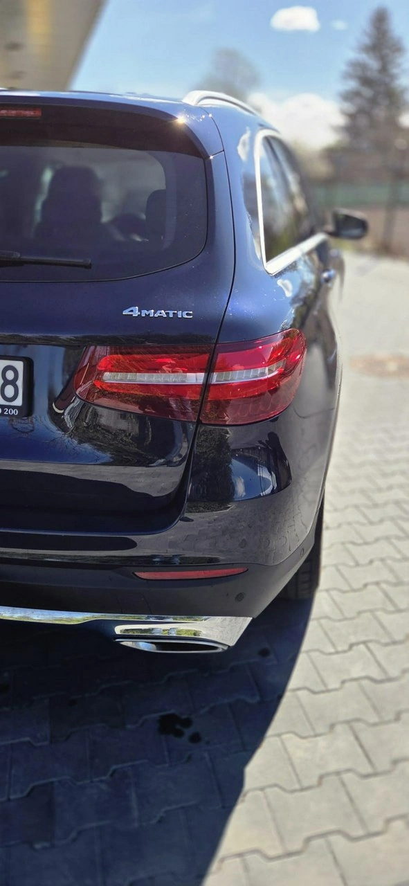 Mercedes GLC 220 - Zdjęcie 9