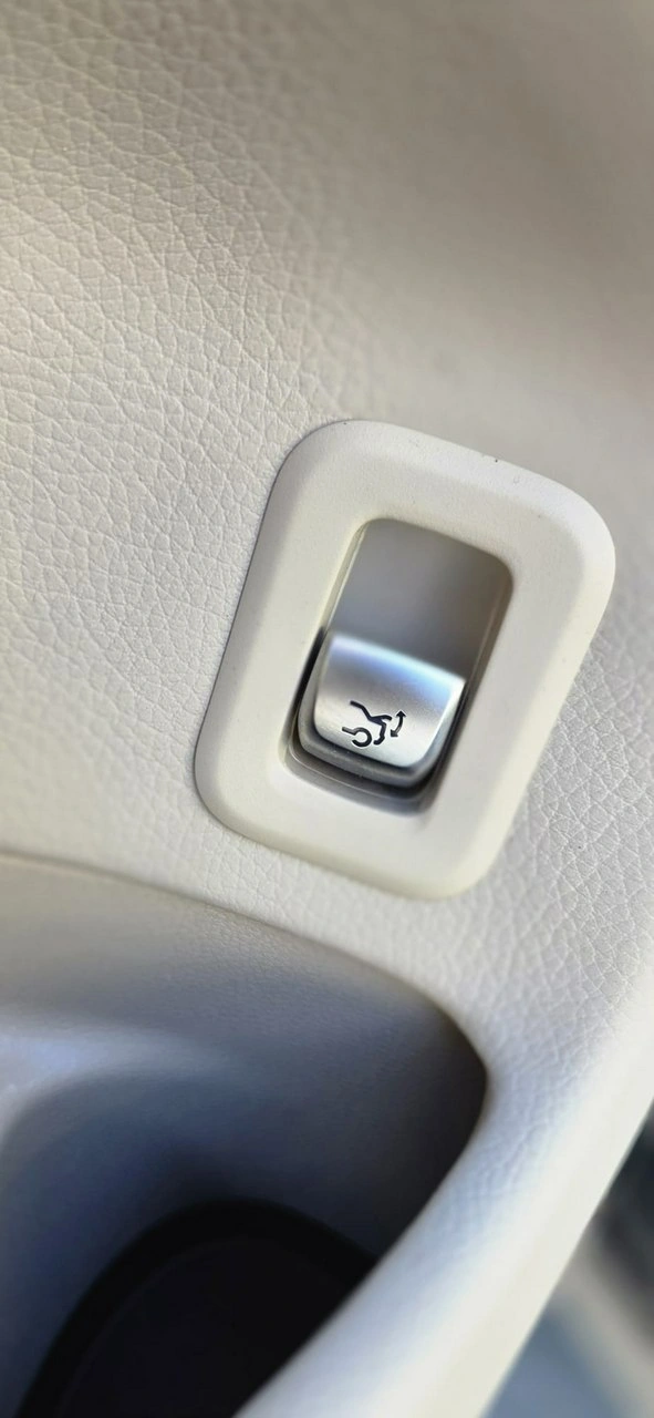 Mercedes GLC 220 - Zdjęcie 14