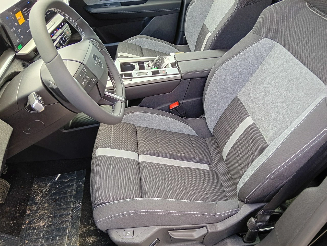 Opel Grandland - Zdjęcie 17