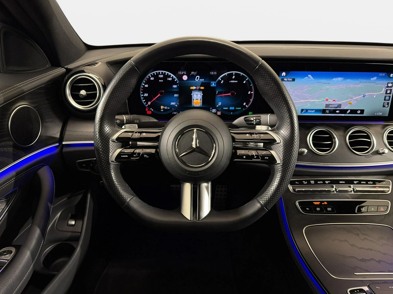 Mercedes E 220 - Zdjęcie 14