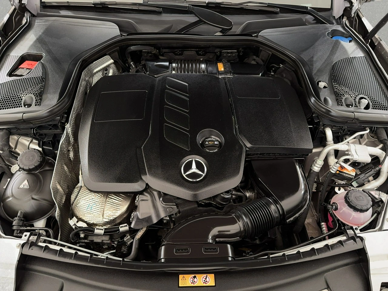 Mercedes E 220 - Zdjęcie 29