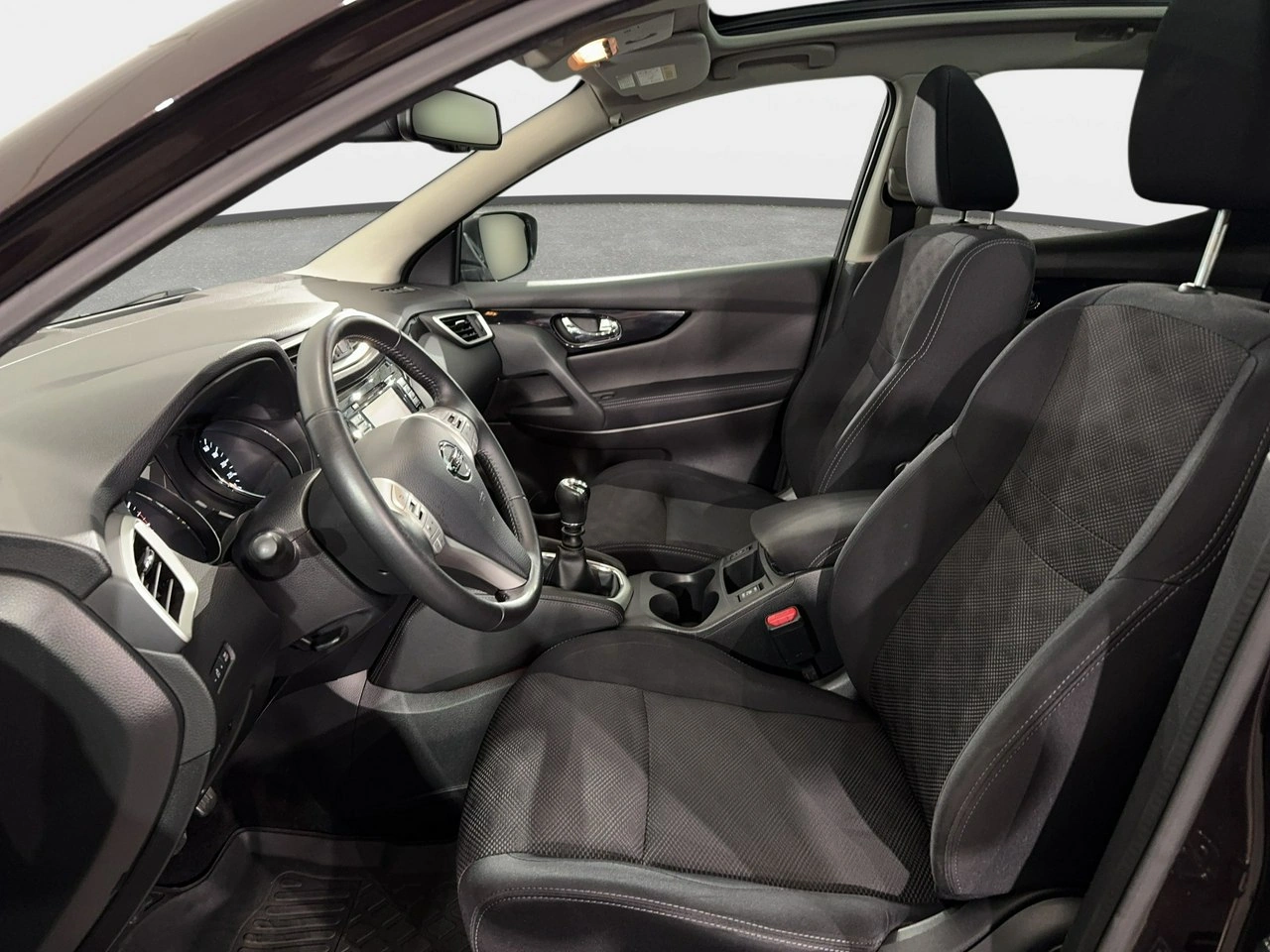 Nissan Qashqai - Zdjęcie 9