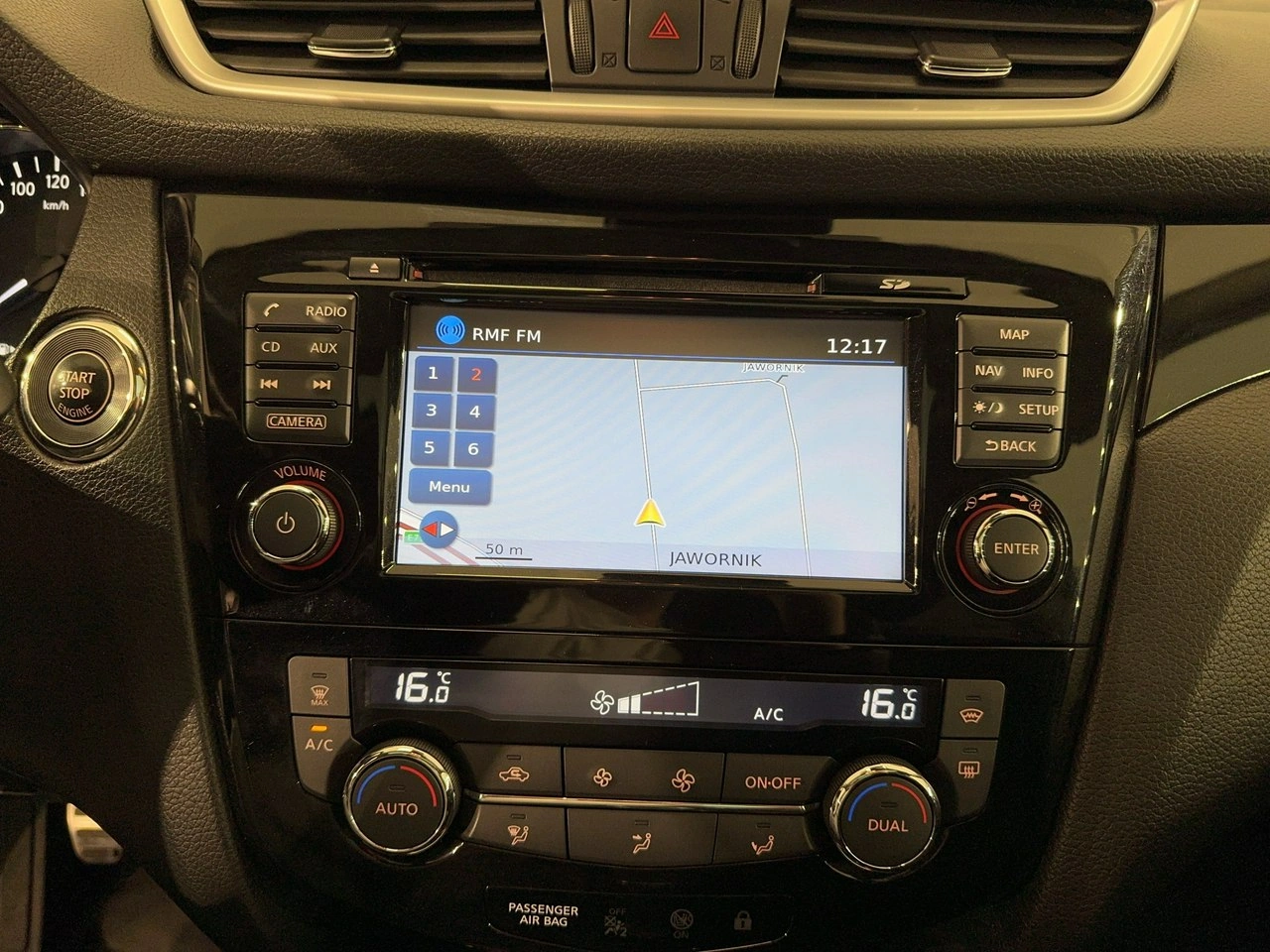 Nissan Qashqai - Zdjęcie 17