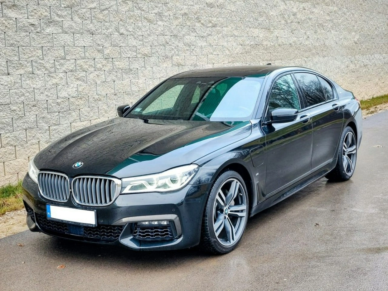 BMW 725 - Główne zdjęcie