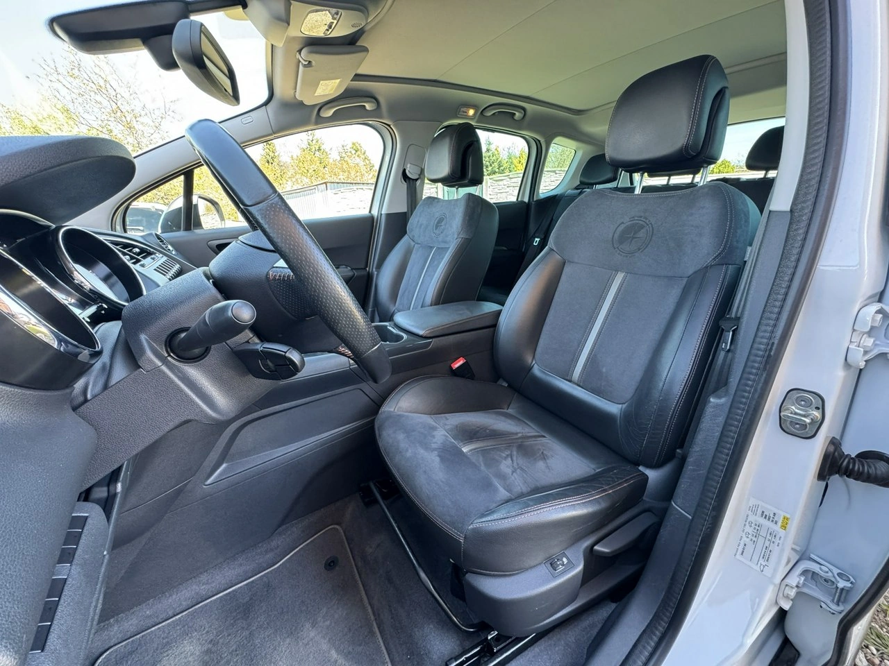 Peugeot 3008 - Zdjęcie 14