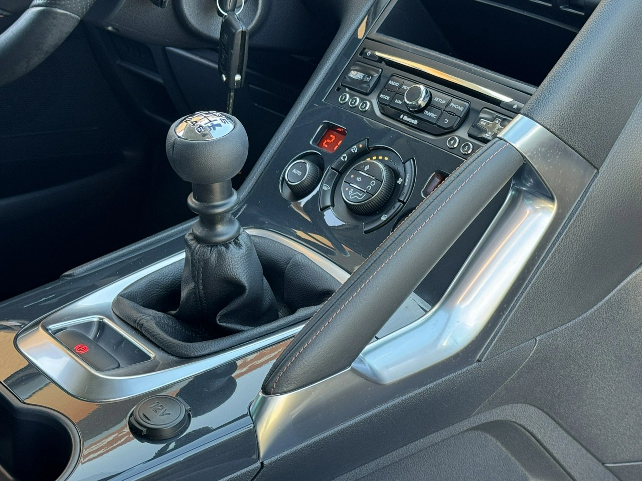 Peugeot 3008 - Zdjęcie 31