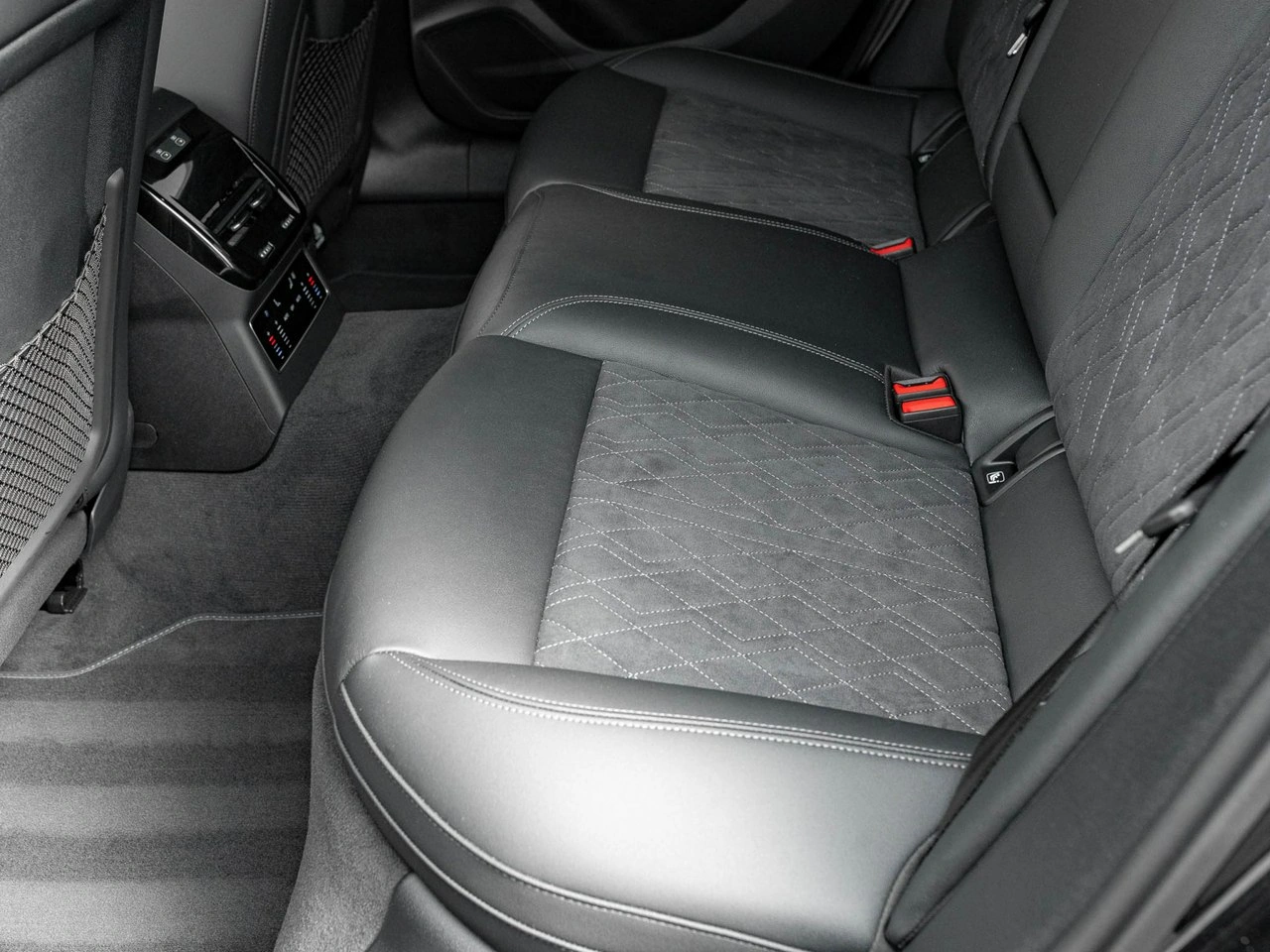 Audi A6 - Zdjęcie 24