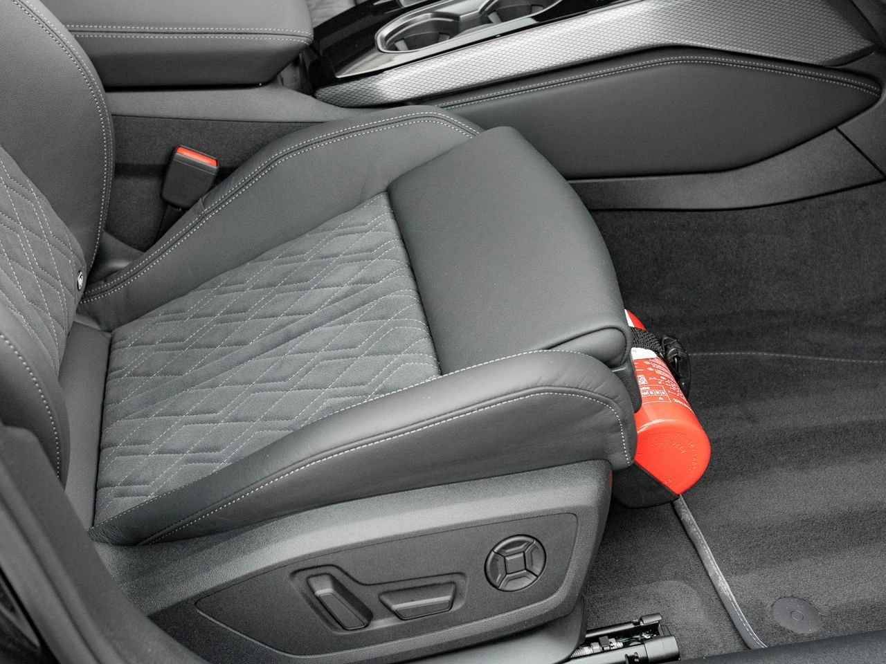 Audi A6 - Zdjęcie 29