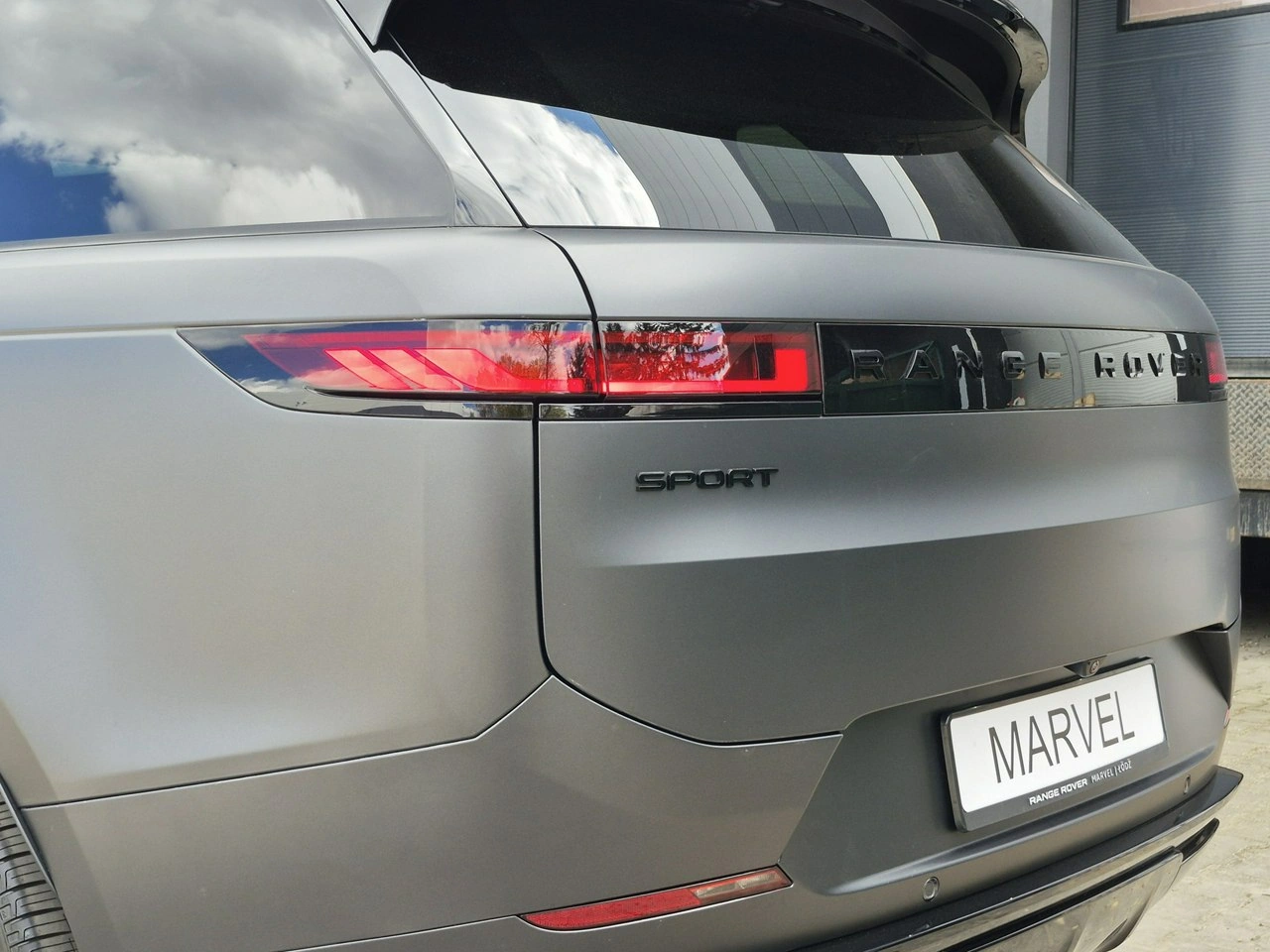 Land Rover Range Rover Sport - Zdjęcie 14