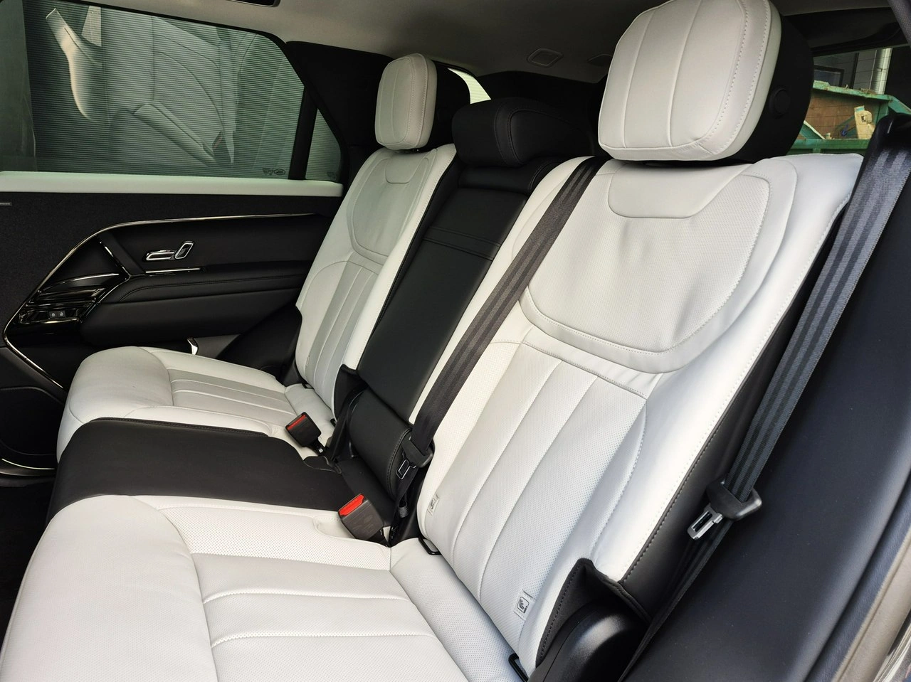 Land Rover Range Rover Sport - Zdjęcie 27