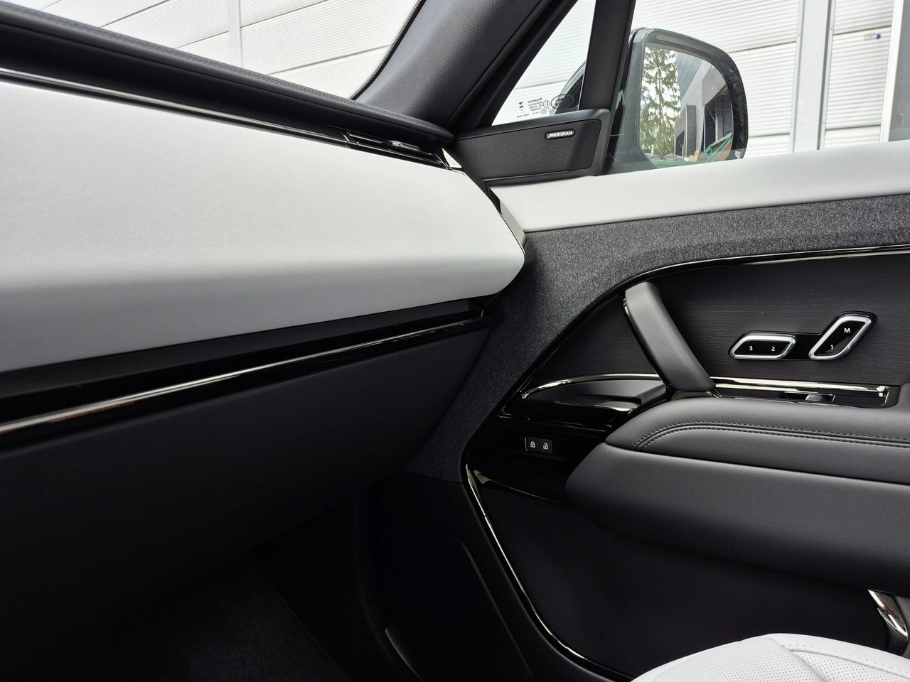 Land Rover Range Rover Sport - Zdjęcie 34