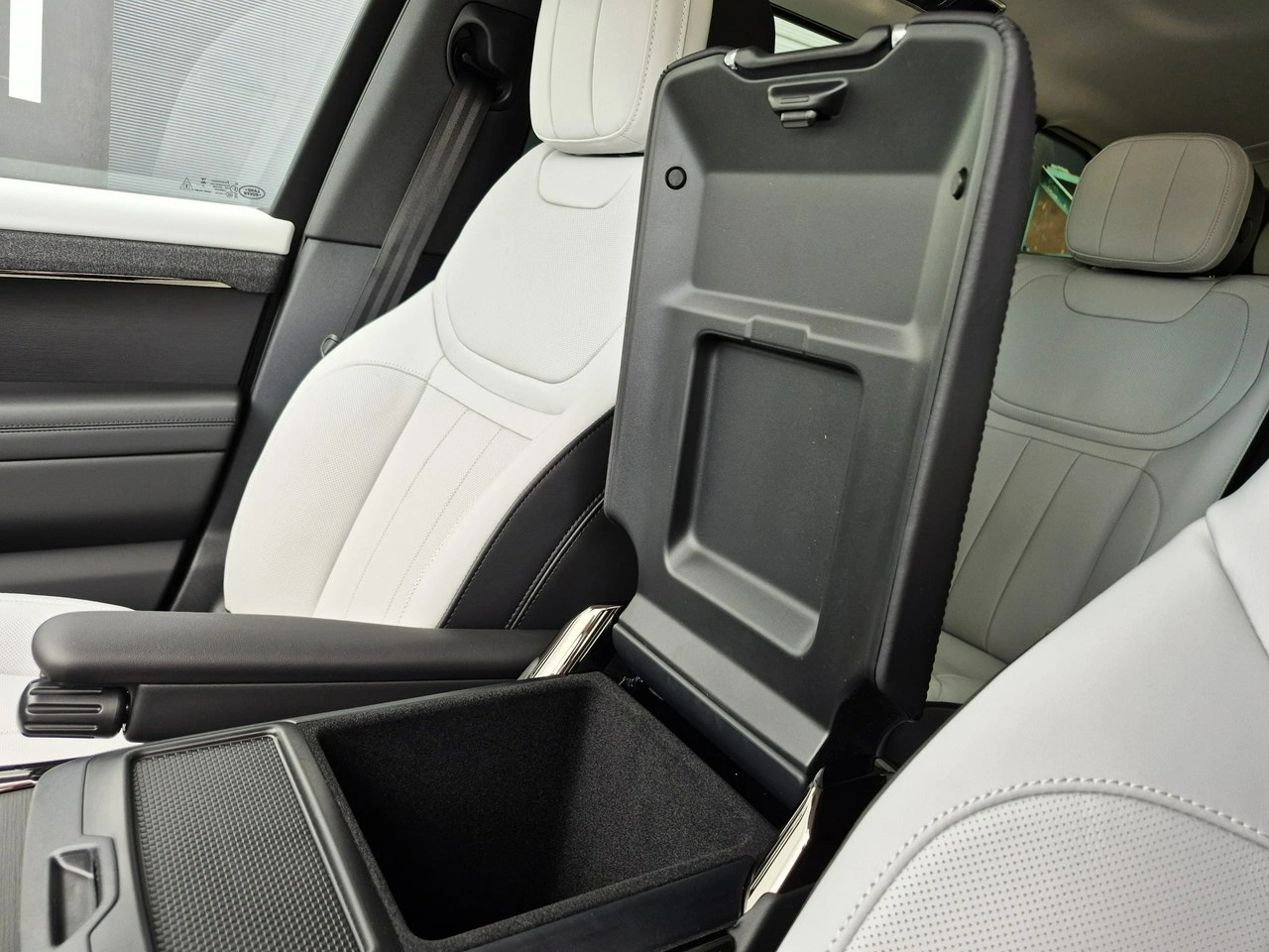 Land Rover Range Rover Sport - Zdjęcie 38