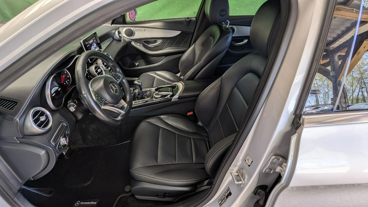 Mercedes C 200 - Zdjęcie 14