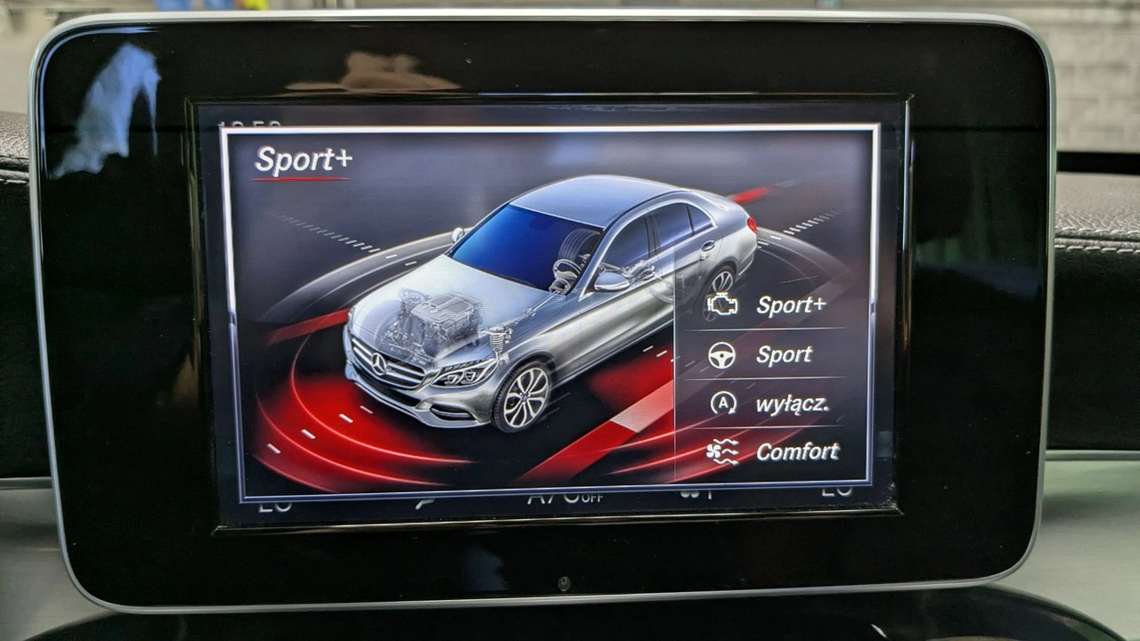 Mercedes C 200 - Zdjęcie 28