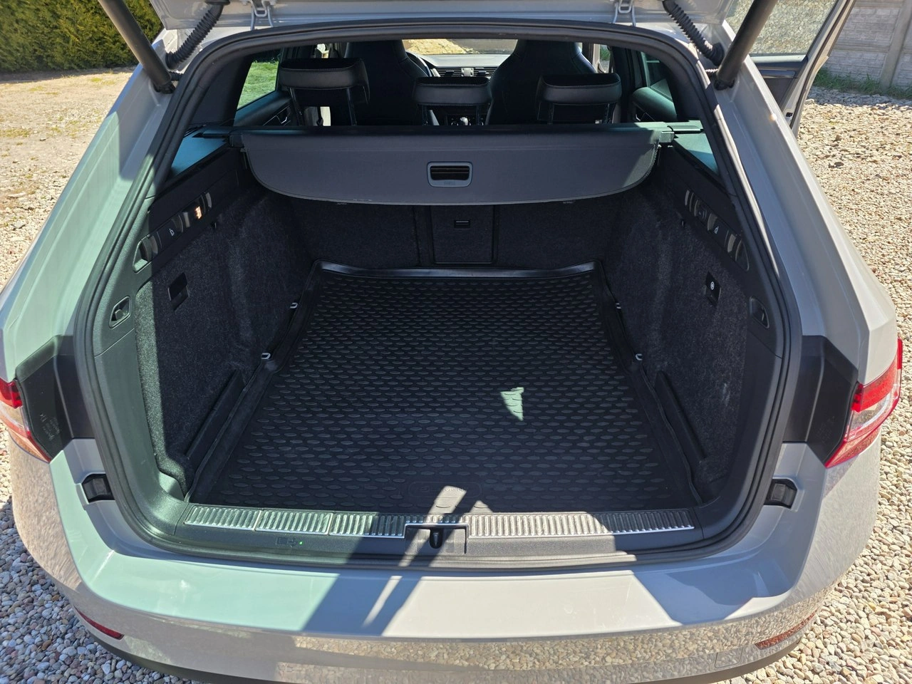 Skoda Superb - Zdjęcie 16