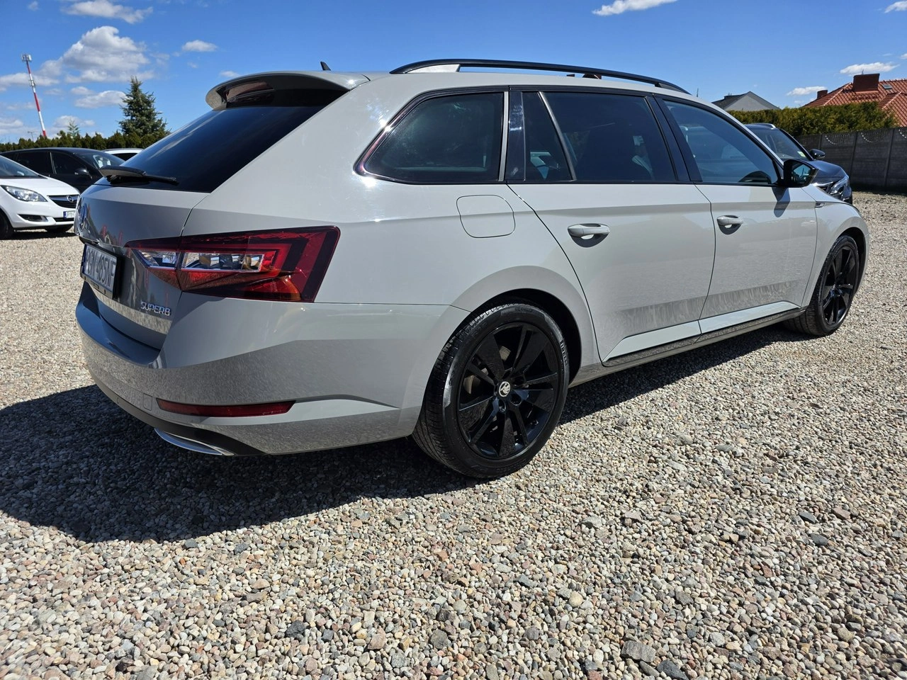 Skoda Superb - Zdjęcie 4