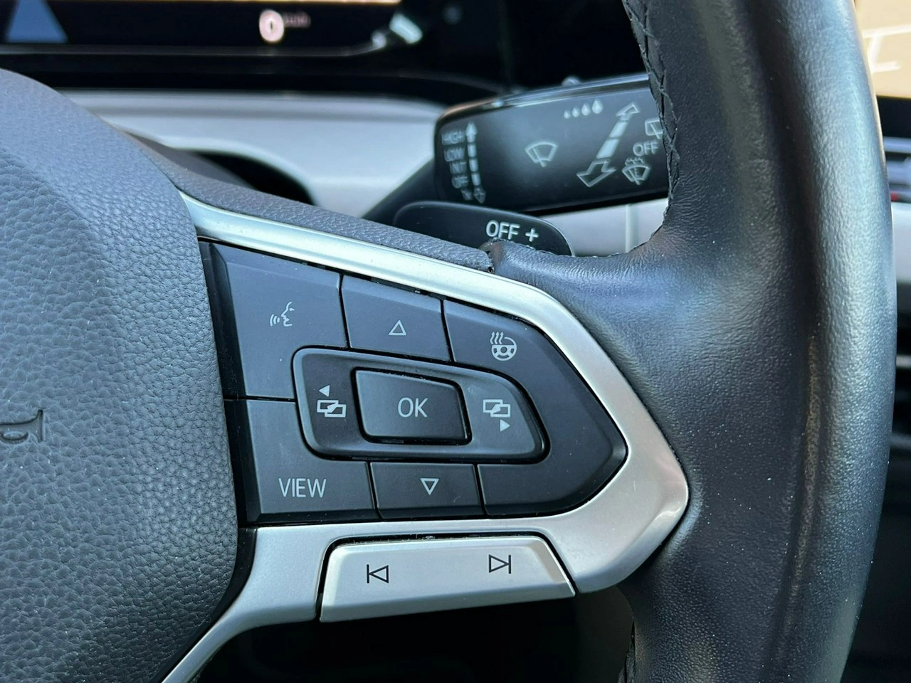 Volkswagen Golf - Zdjęcie 9